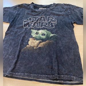 🌻3 for $12🌻 Kids size small, Star Wars Baby Yoda shirt